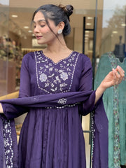 SalwarLove Festive Favorite π« | Chinon Kurta with Embroidered Dupatta