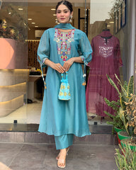 SalwarLove Dreamy Teal Look π | Embroidered Kurta with Scallop Dupatta.