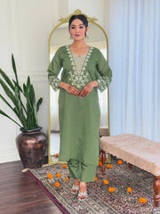 SalwarLove Green Elegance โ Embroidered Chanderi Kurta Set with Printed Dupatta.