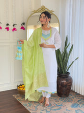 SalwarLove Long White Chanderi Suit with Jacquard Dupatta.