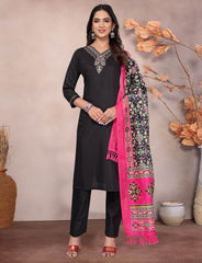 SalwarLove Bold & Beautiful – Black Kurta with Multicolor Charm-Black
