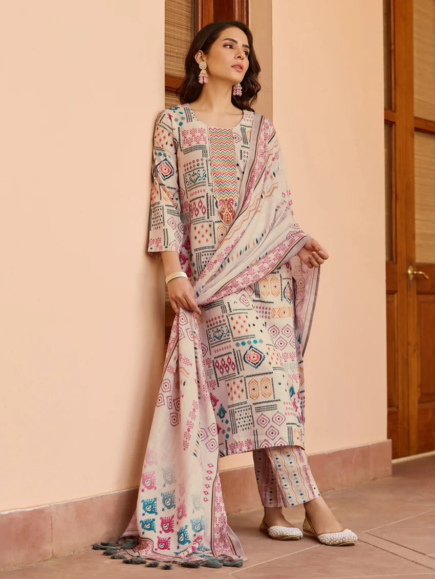 SalwarLove Women’s Printed Cotton Suit Set with Lace Border Sleeves & Patch Neck.