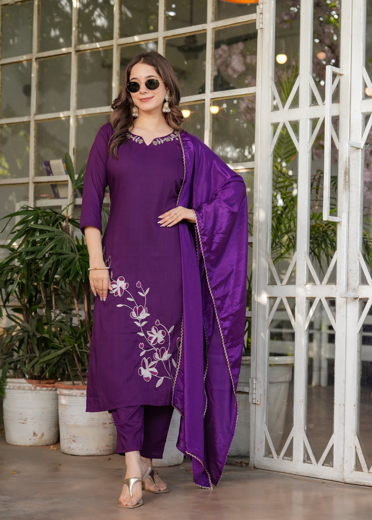 SalwarLove Trendy Purple Kurta Set with Chinon Dupatta – Festive & Casual Wear.