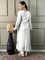 SalwarLove White and Black Embroidered Suit Set for Women – Chanderi Viscose Kurta with Matching Bottom & Designer Dupatta